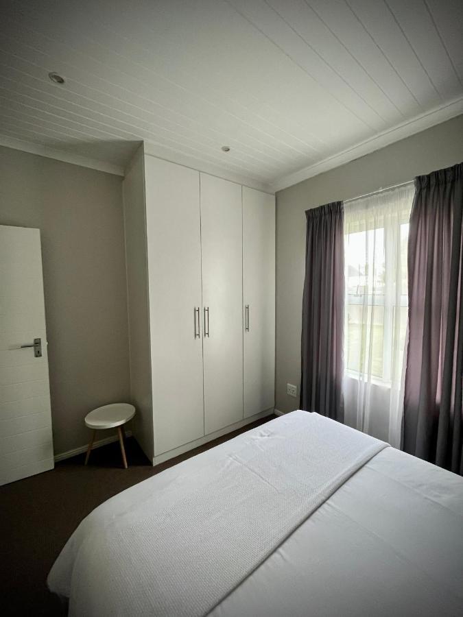 Serenity Self-Catering 2-Bed Unit Hermanus Exteriör bild