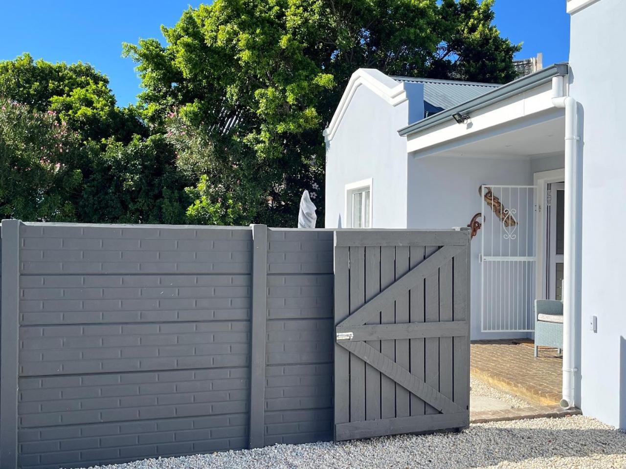 Serenity Self-Catering 2-Bed Unit Hermanus Exteriör bild